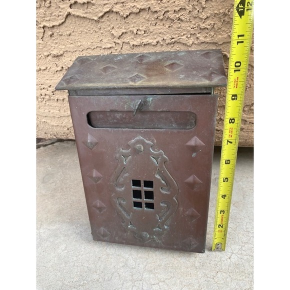 Vtg Antique Copper Wall Mount Mailbox Mission Style Patina Includes Key (Read) - Picture 10 of 12
